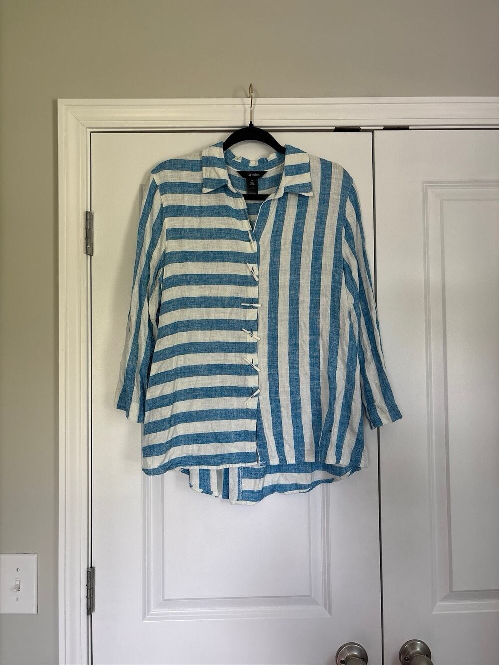 Ali Miles Blue White Striped Linen Blend Casual Button Front Top Womens Medium
